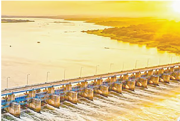 পদ্মা ব্যারাজ কি আশীর্বাদ, না নতুন অনিশ্চয়তা