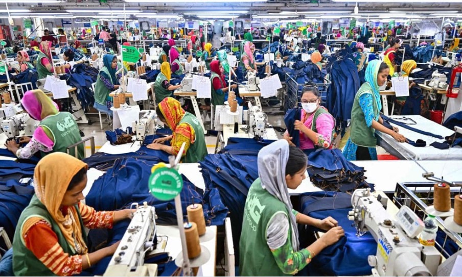 পোশাক রপ্তানিতে দ্বিতীয় বাংলাদেশ